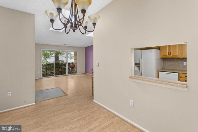55 MULBERRY CT, Hamilton, NJ 08619