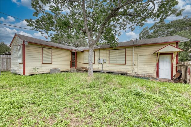 3926 Redwood St, Corpus Christi, TX 78411