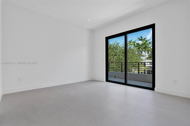 760 Woodcrest Rd, Key Biscayne, FL 33149