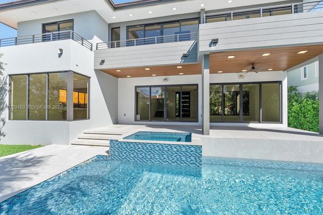 760 Woodcrest Rd, Key Biscayne, FL 33149