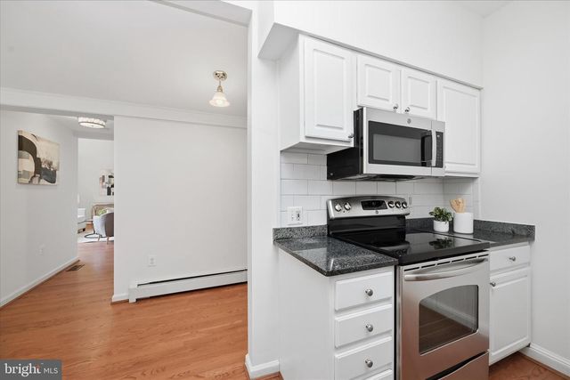 26 WELLESLEY CIR, Glen Echo, MD 20812