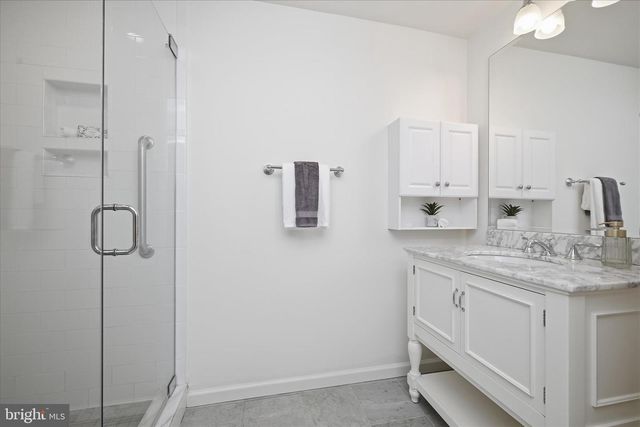 26 WELLESLEY CIR, Glen Echo, MD 20812