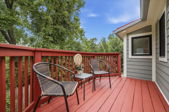 26 WELLESLEY CIR, Glen Echo, MD 20812