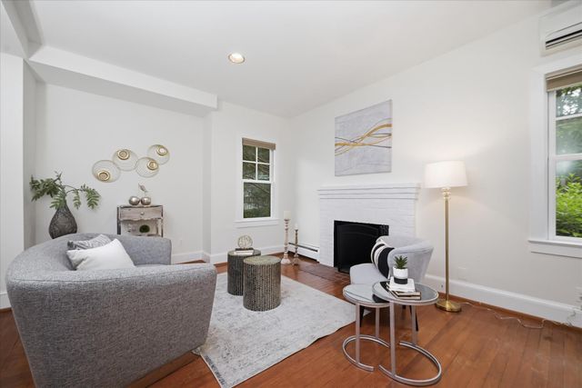 26 WELLESLEY CIR, Glen Echo, MD 20812