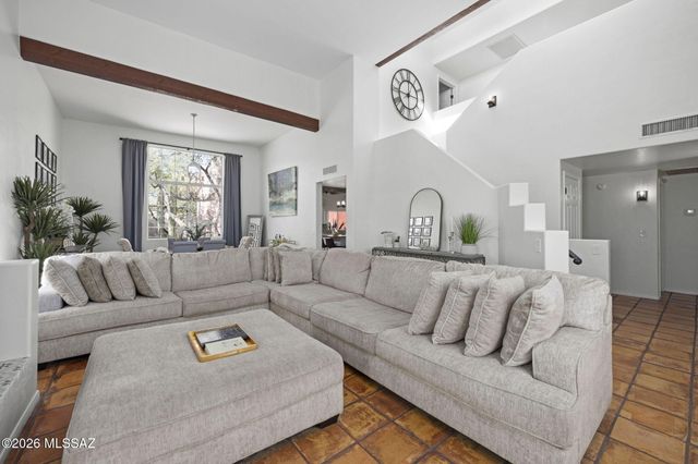 2500 N Buttercup Drive, Tucson, AZ 85749