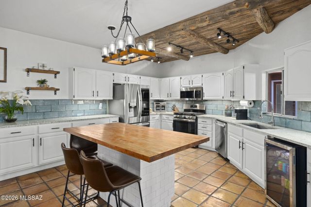 2500 N Buttercup Drive, Tucson, AZ 85749