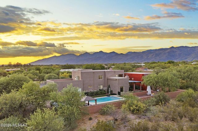 2500 N Buttercup Drive, Tucson, AZ 85749