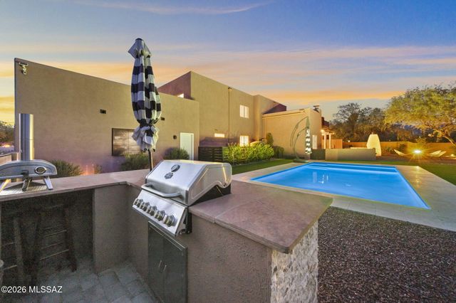 2500 N Buttercup Drive, Tucson, AZ 85749