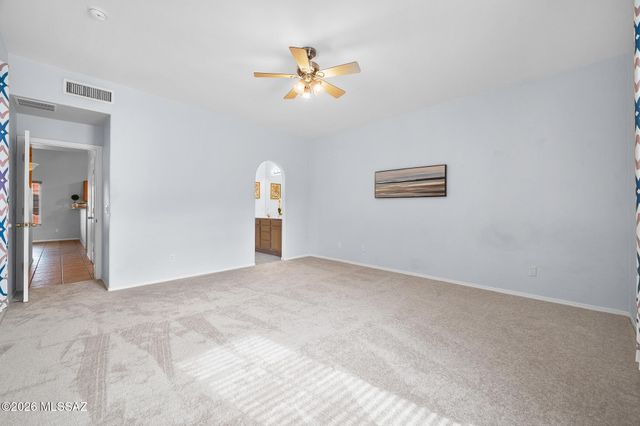 10504 E John McNair Place, Tucson, AZ 85747