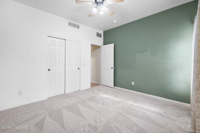 10504 E John McNair Place, Tucson, AZ 85747