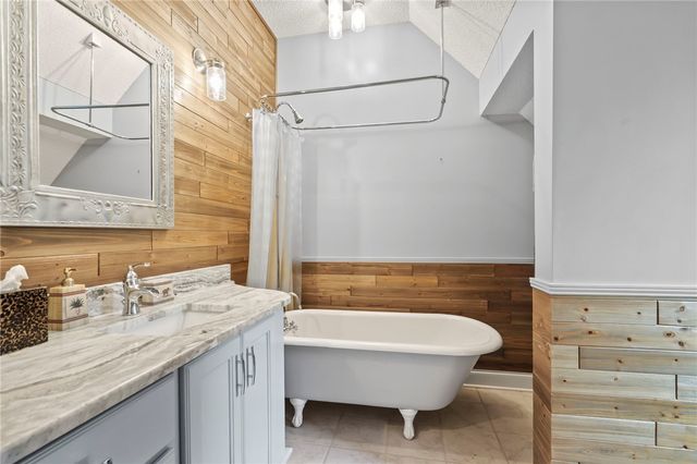 214 Raven Cliff Road, Cleveland, SC 29635