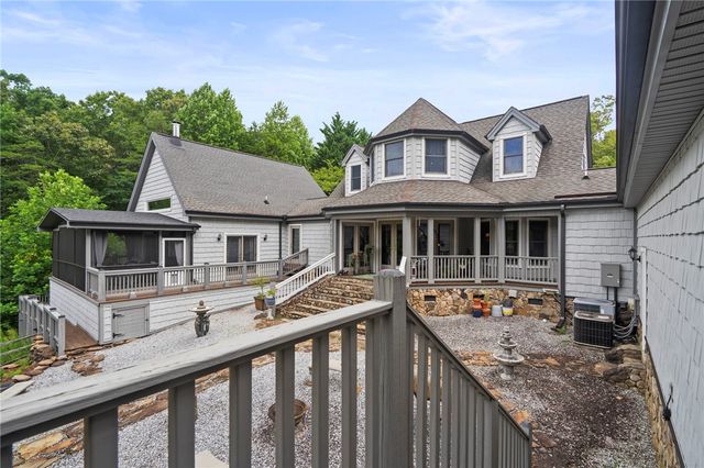 214 Raven Cliff Road, Cleveland, SC 29635