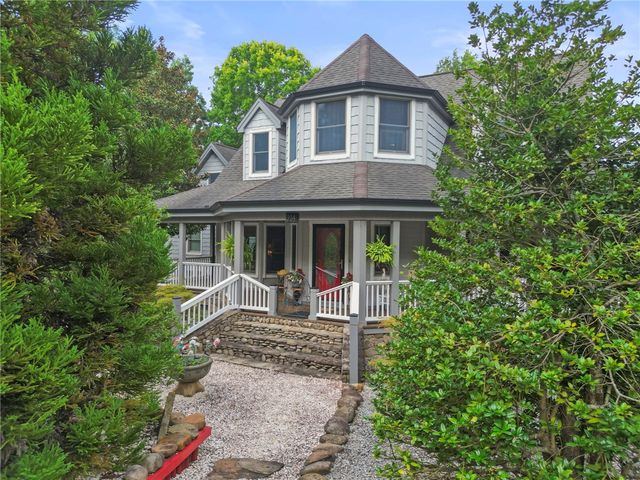 214 Raven Cliff Road, Cleveland, SC 29635