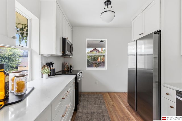 4703 Davenport Street, Omaha, NE 68132