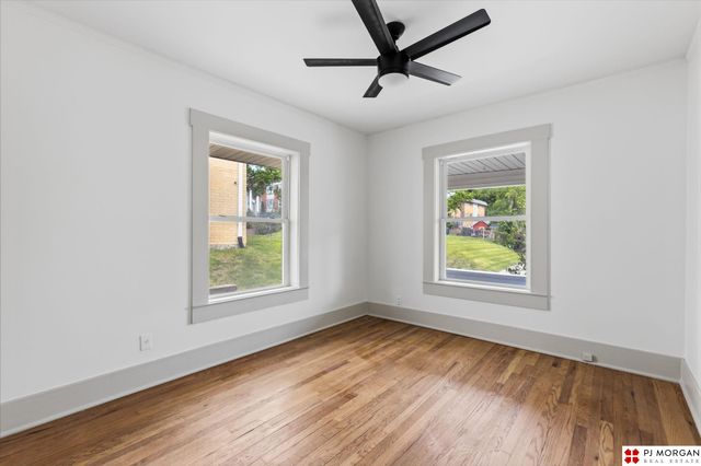 4703 Davenport Street, Omaha, NE 68132
