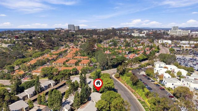 8692 Via Mallorca D, La Jolla, CA 92037
