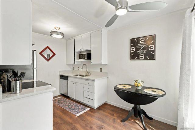 8692 Via Mallorca D, La Jolla, CA 92037