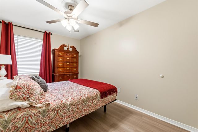 15 Oak Forest Place, Maumelle, AR 72113