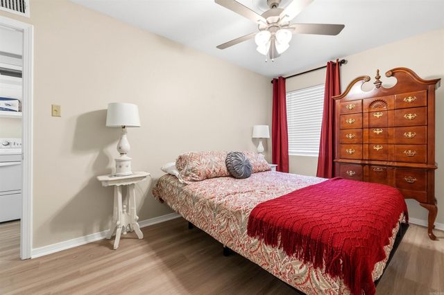 15 Oak Forest Place, Maumelle, AR 72113