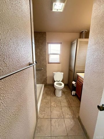 10670 Jackson Street, Armona, CA 93202