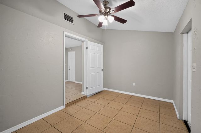 3834 WARREN RIDGE STREET, Sarasota, FL 34233