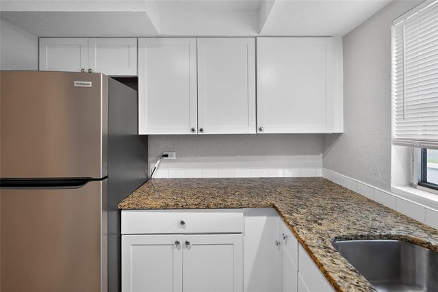 3834 WARREN RIDGE STREET, Sarasota, FL 34233