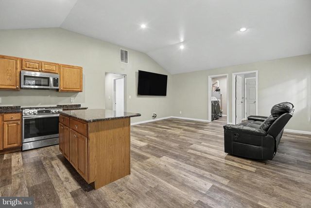 23 GENTIAN ST, Browns Mills, NJ 08015