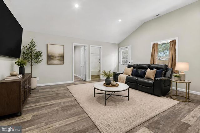 23 GENTIAN ST, Browns Mills, NJ 08015