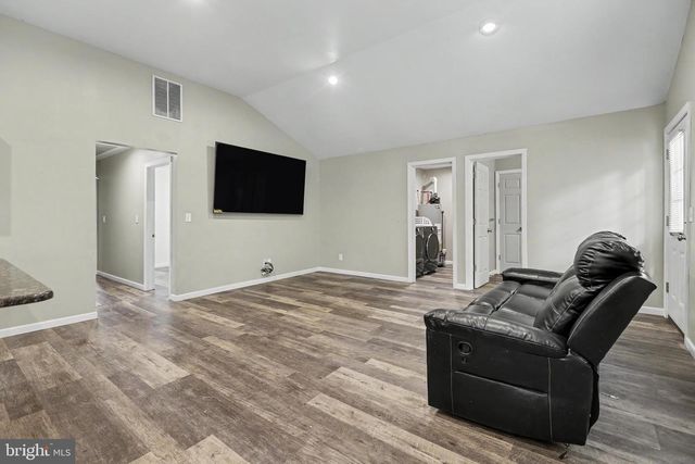 23 GENTIAN ST, Browns Mills, NJ 08015