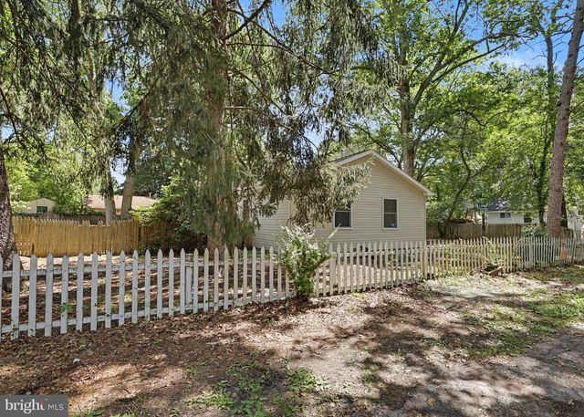23 GENTIAN ST, Browns Mills, NJ 08015
