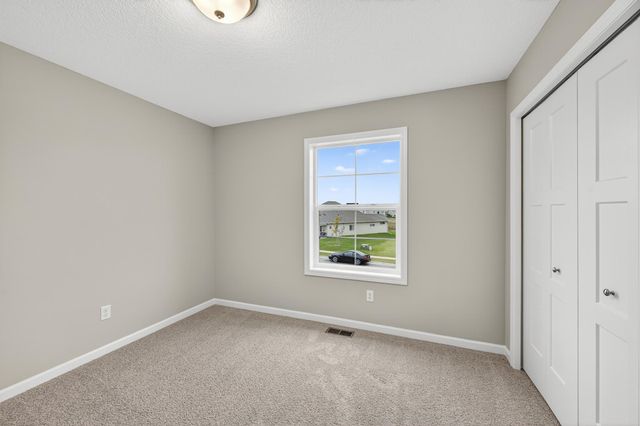 2615 Arbor Drive, Buffalo, MN 55313