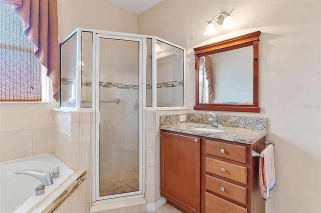 36403 GRAND ISLAND OAKS CIRCLE, Grand Island, FL 32735