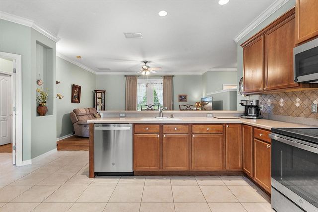 36403 GRAND ISLAND OAKS CIRCLE, Grand Island, FL 32735