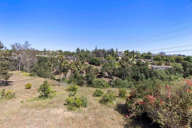 3480 Sunset Dr, Fallbrook, CA 92028