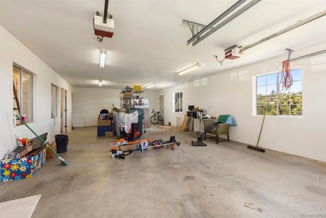 3480 Sunset Dr, Fallbrook, CA 92028