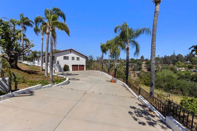 3480 Sunset Dr, Fallbrook, CA 92028