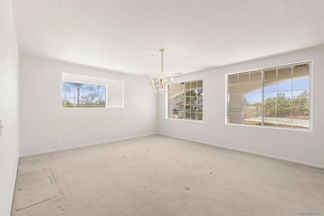 3480 Sunset Dr, Fallbrook, CA 92028