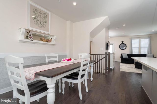 6211 ISLINGTON ST, Middle River, MD 21220