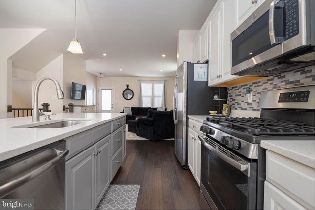 6211 ISLINGTON ST, Middle River, MD 21220