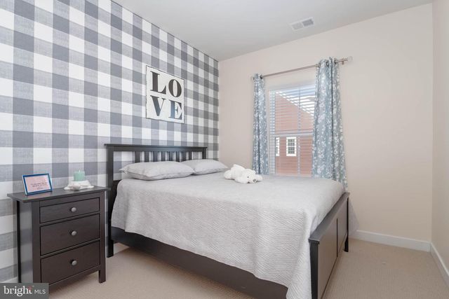 6211 ISLINGTON ST, Middle River, MD 21220