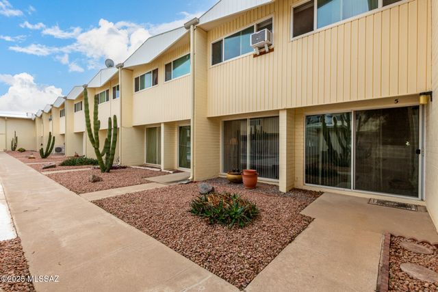 1475 S Jones Blvd Apt G5, Tucson, AZ 85713