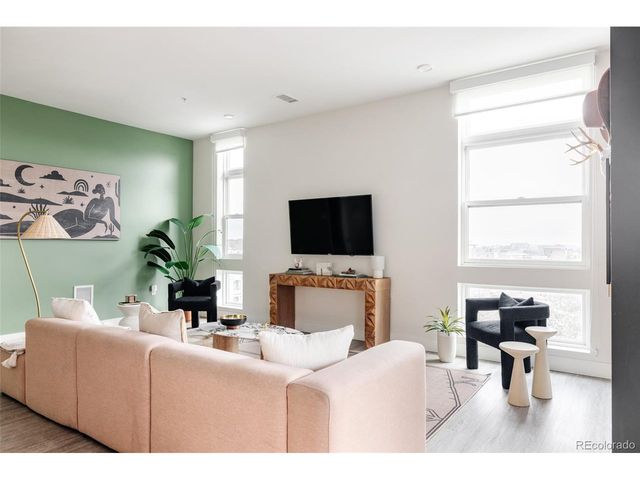 2880 Zuni St 408, Denver, CO 80211