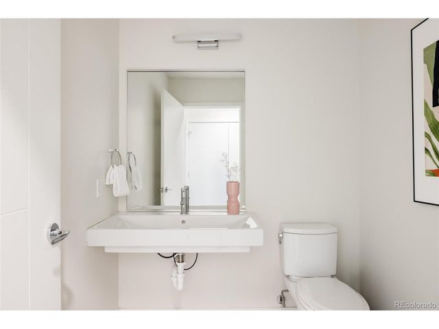 2880 Zuni St 408, Denver, CO 80211