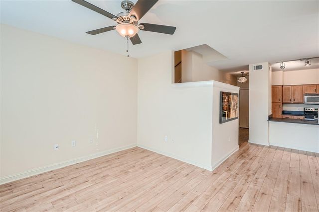 1201 Grove BLVD 1404, Austin, TX 78741