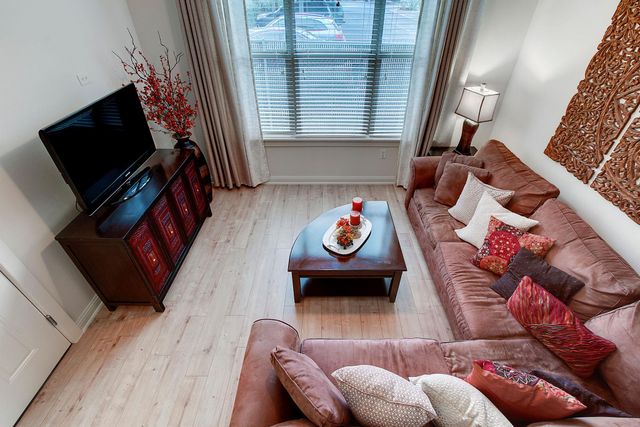 1201 Grove BLVD 1404, Austin, TX 78741