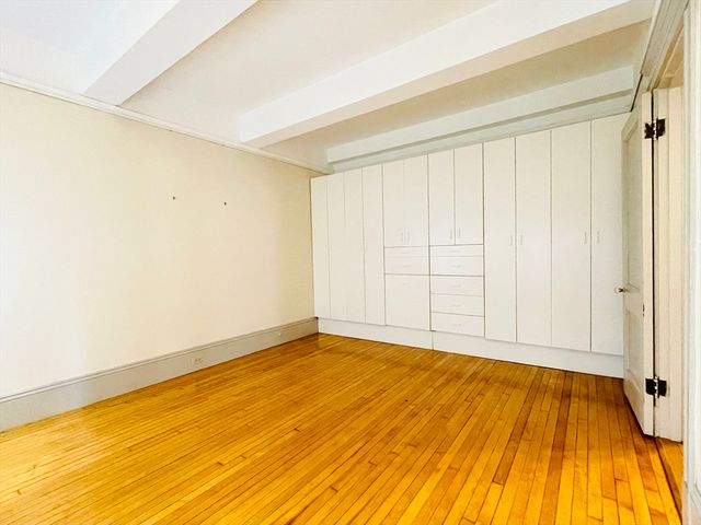 1080 Beacon St 2C, Brookline, MA 02446
