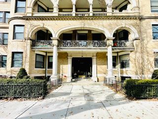 1080 Beacon St 2C, Brookline, MA 02446