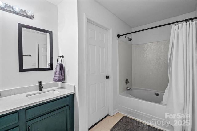 8851 Oldenburg Drive, Mount Pleasant, NC 28124