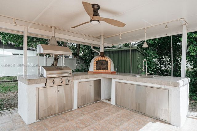 1430 SW 32nd Court, Fort Lauderdale, FL 33315