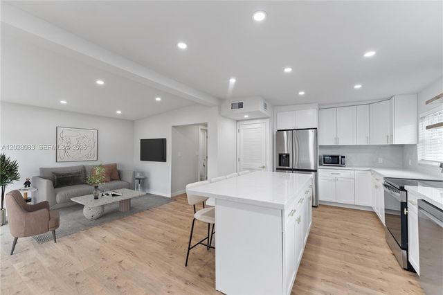 1430 SW 32nd Court, Fort Lauderdale, FL 33315